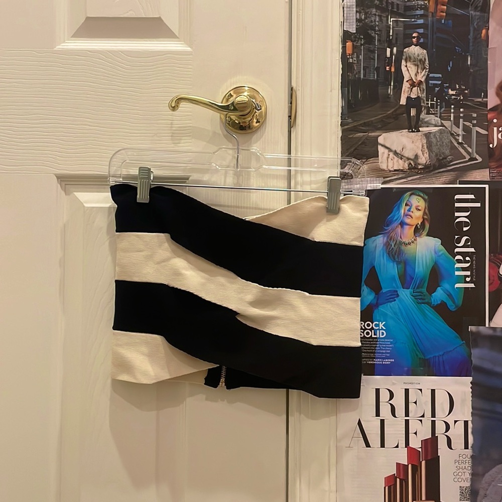 Cider black and white zip up tube top